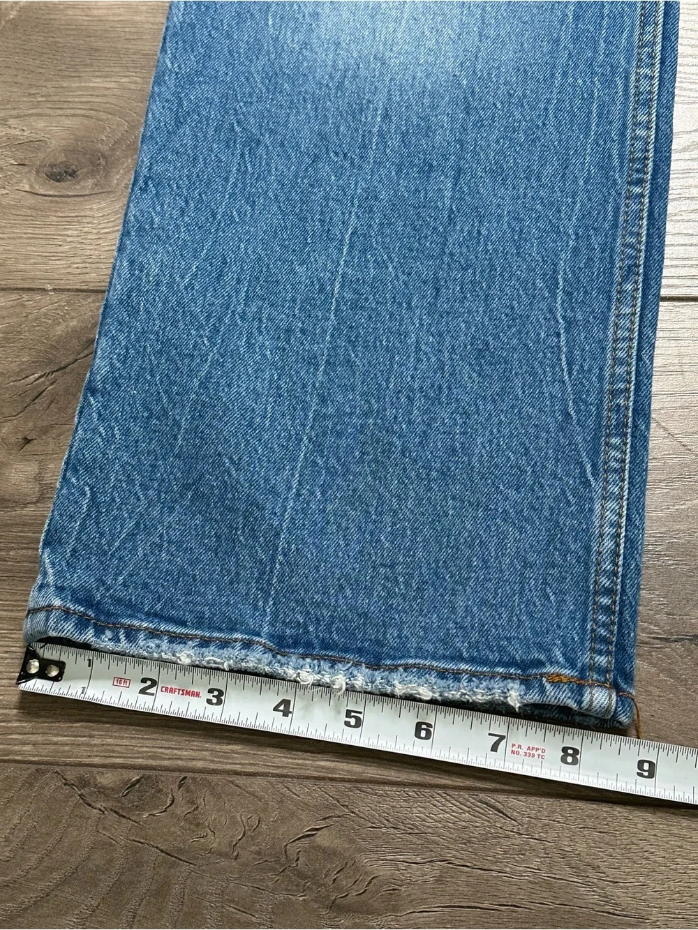 Abercrombie & Fitch 27